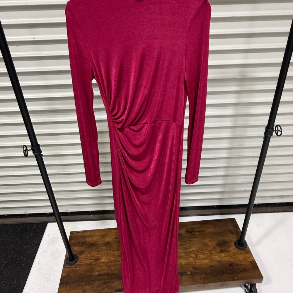 Elegant Red Long Sleeve Dress